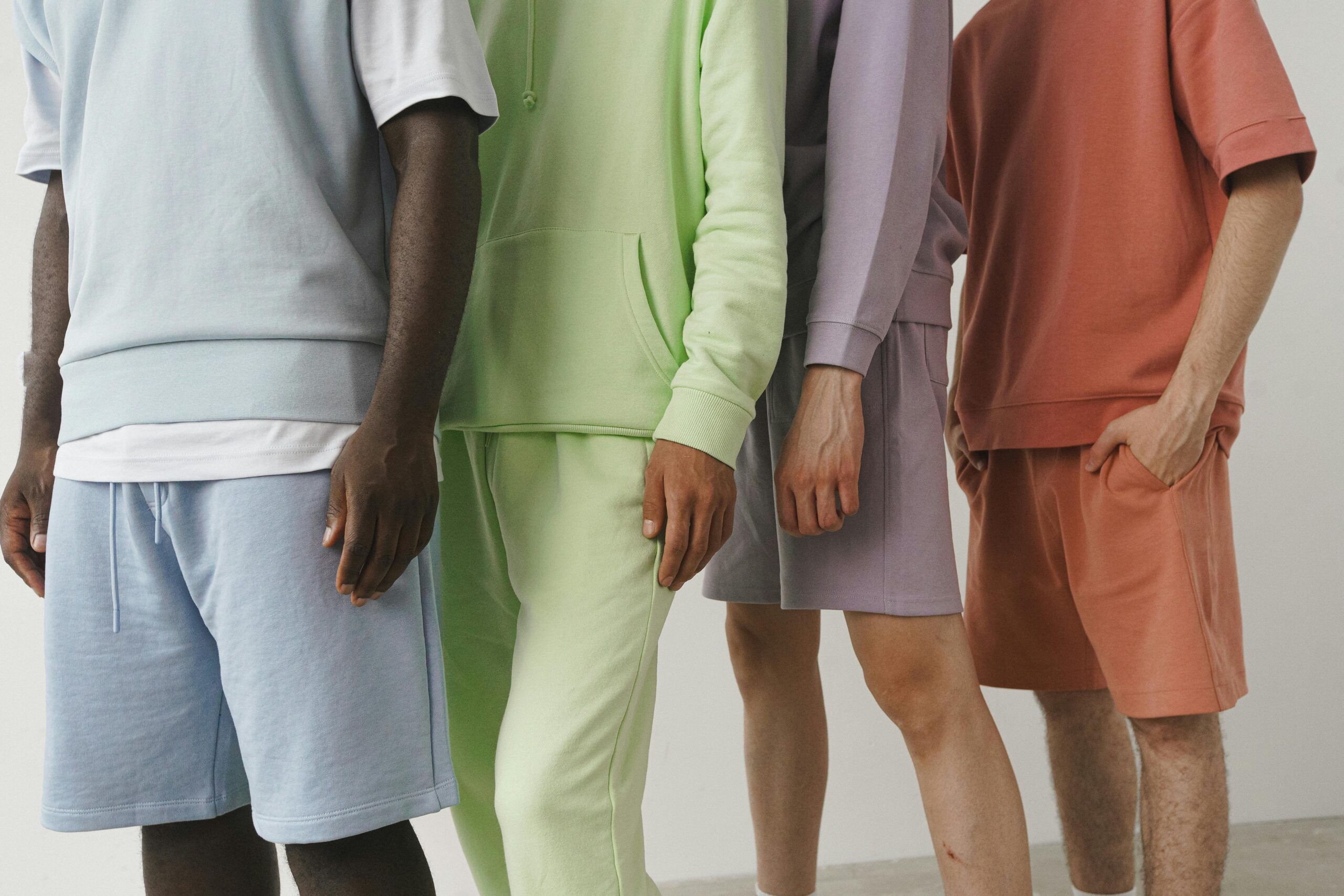 Find den perfekte herre sweatshirt hos Bareen